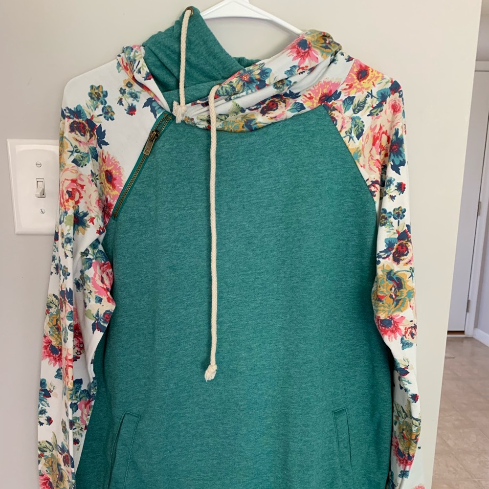 XL Double Hoodie Green Floral